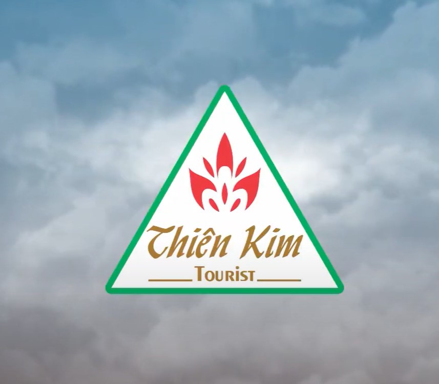 Tour tiêu chuẩn