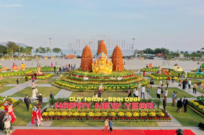 Inauguration of the mascot symbol cluster for the year of the Snake 2025
