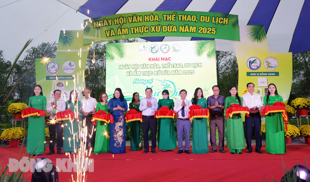 Khai mạc Ngày hội Văn hóa, thể thao, du lịch và ẩm thực xứ Dừa 