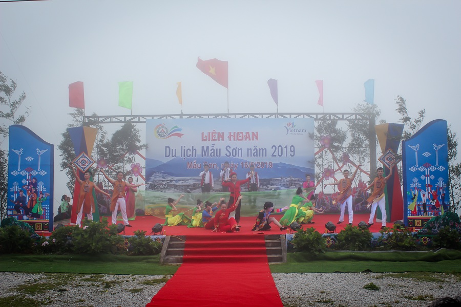 Lạng Sơn Tổ Chức Liên Hoan Du Lịch Mẫu Sơn Năm 2020