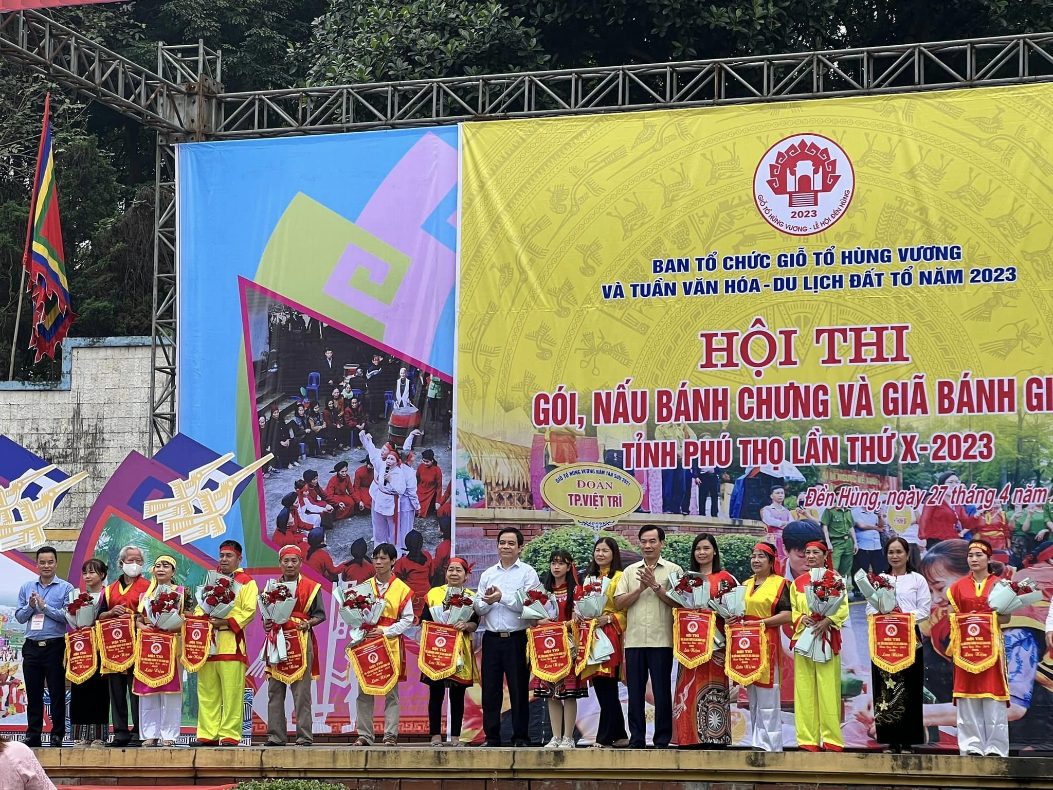 Sôi nổi hội thi gói, nấu bánh Chưng và giã bánh Giầy tỉnh thứ Phú Thọ lần thứ X – 2023