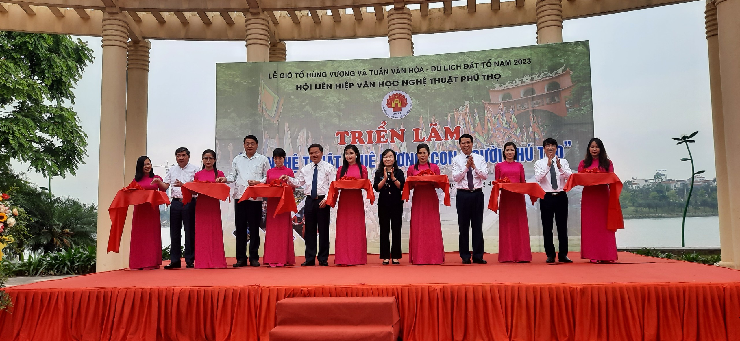 Triển lãm Ảnh nghệ thuật với chủ đề: “Quê hương, con người Phú Thọ” nhân dịp Giỗ tổ Hùng Vương năm 2023.