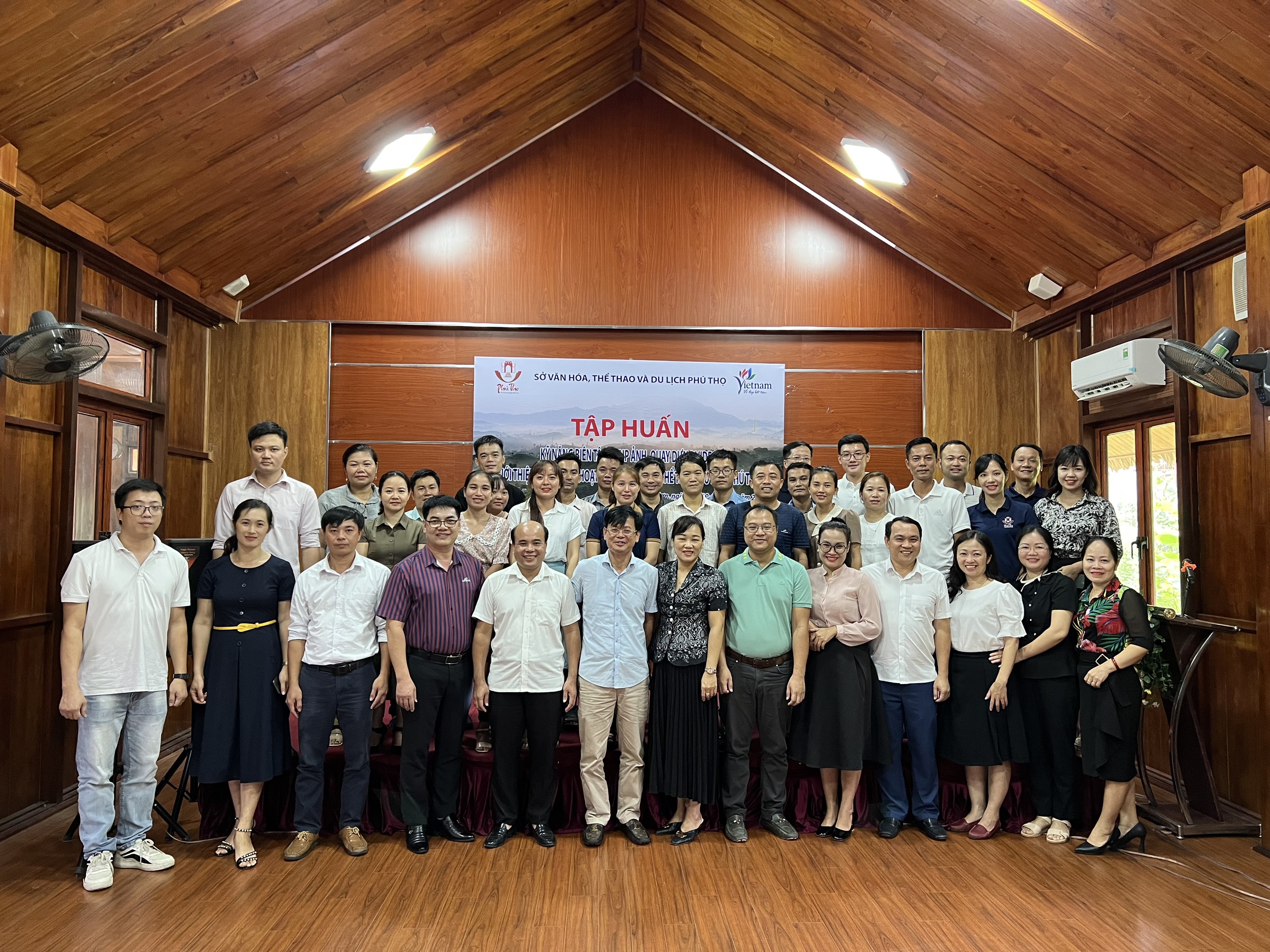 Chương trình tập huấn kỹ năng biên tập, chụp ảnh, quay dựng video quảng bá văn hóa, thể thao, du lịch Phú Thọ năm 2023