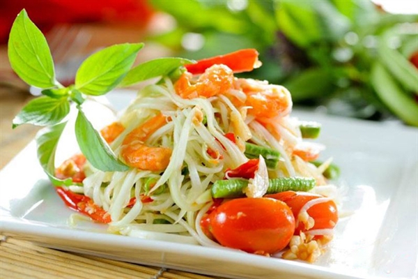 Gỏi hải sản đu đủ