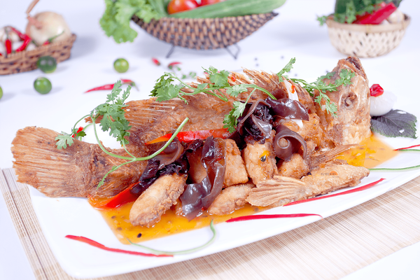 Cá hồng sốt chanh dây