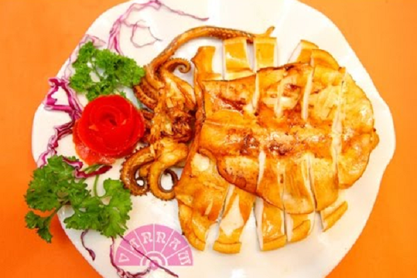 Mực nướng sa tế