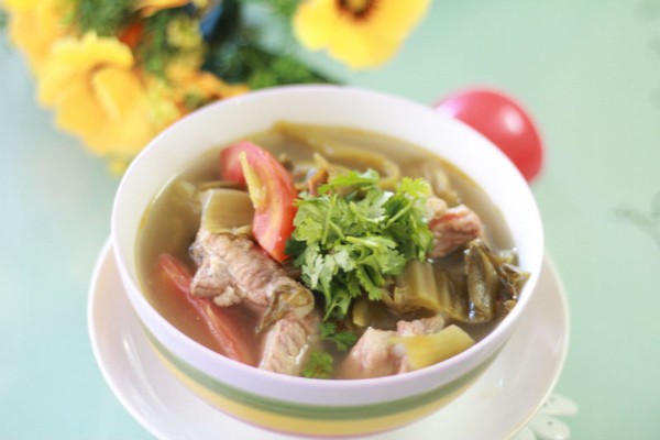 Canh sườn nấu củ