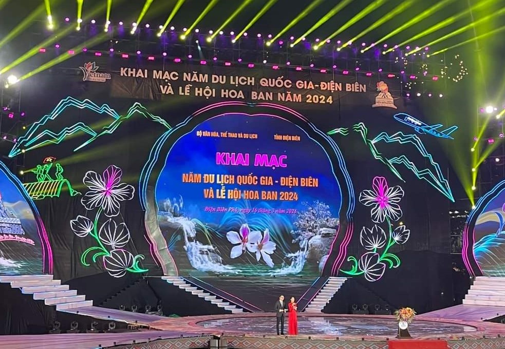 AN GIANG ATTENDS THE OPENING OF NATIONAL TOURISM YEAR - DIEN BIEN AND HOA BAN FESTIVAL 2024