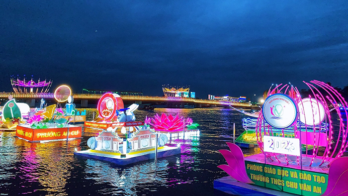 Ngày hội Du lịch - Đêm hoa đăng Ninh Kiều, Cần Thơ năm 2023 diễn ra từ ngày 28-12
