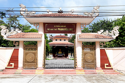 Phan Van Tri Poet Historical Monument