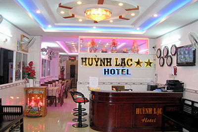 Khách Sạn Huỳnh Lạc