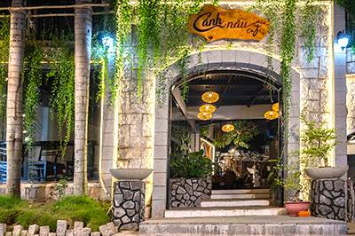 Cánh Nâu Garden Cafe