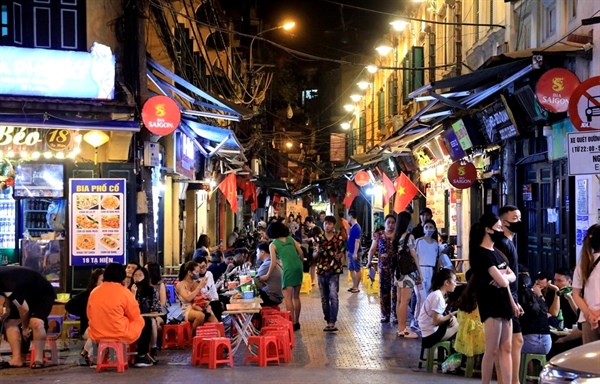 Để kinh tế ban đêm là cơ hội lớn của ngành Du lịch (Bài 1): Dịch chuyển "ăn chơi" về đêm