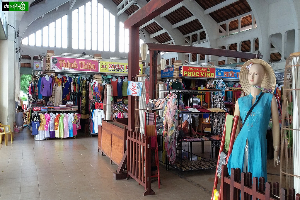 Can Tho Ancient Market