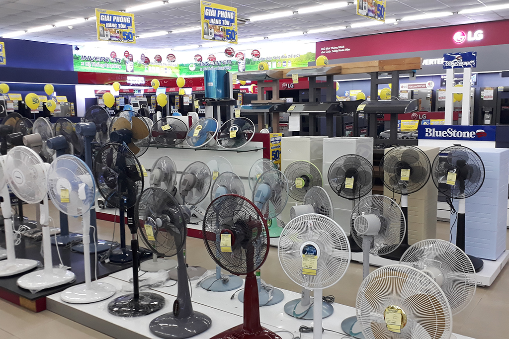  Cho Lon electronic supermarket